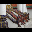 Einfassungen der Treppen